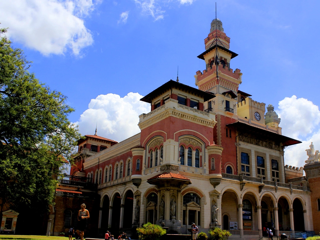 Saída pedagógica Catavento Cultural e Educacional